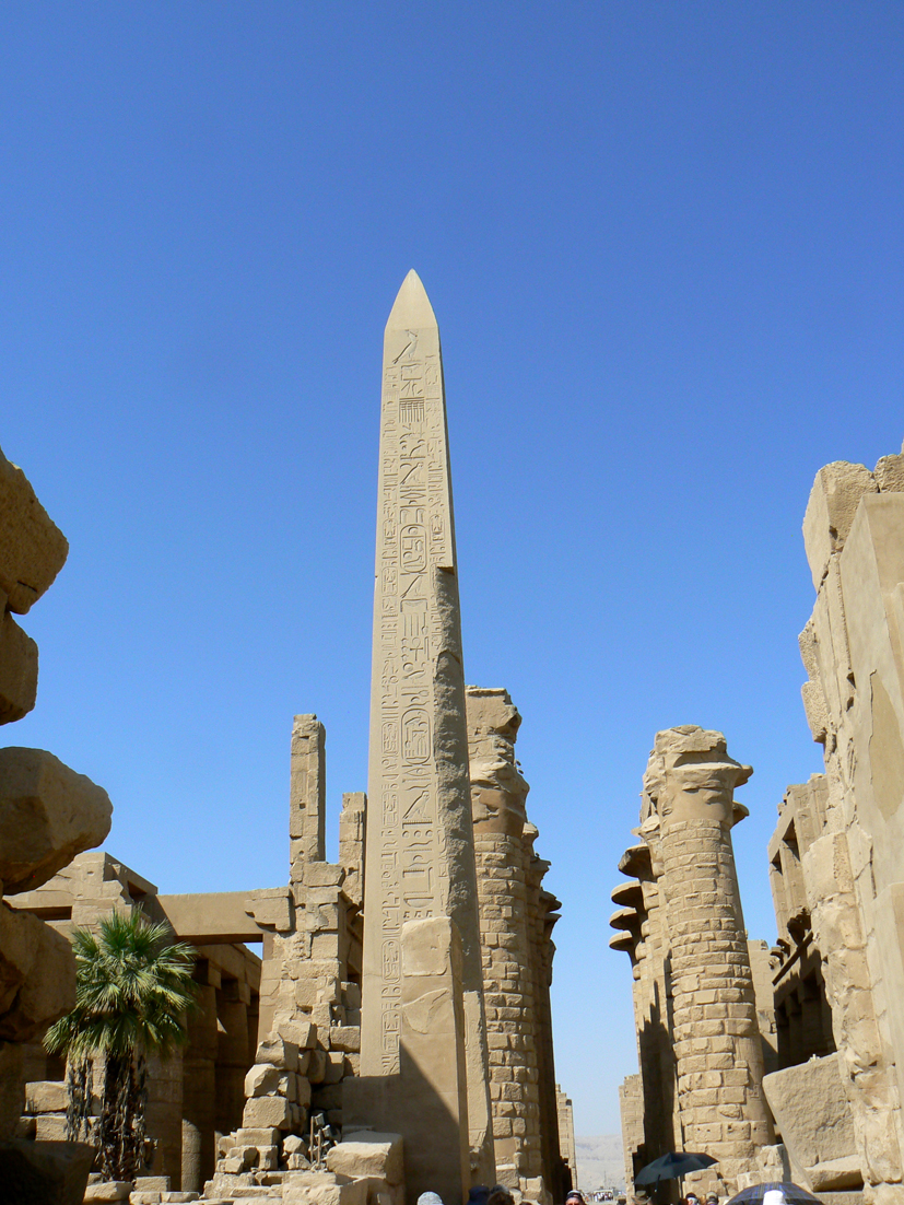 Obelisk w Karnaku
