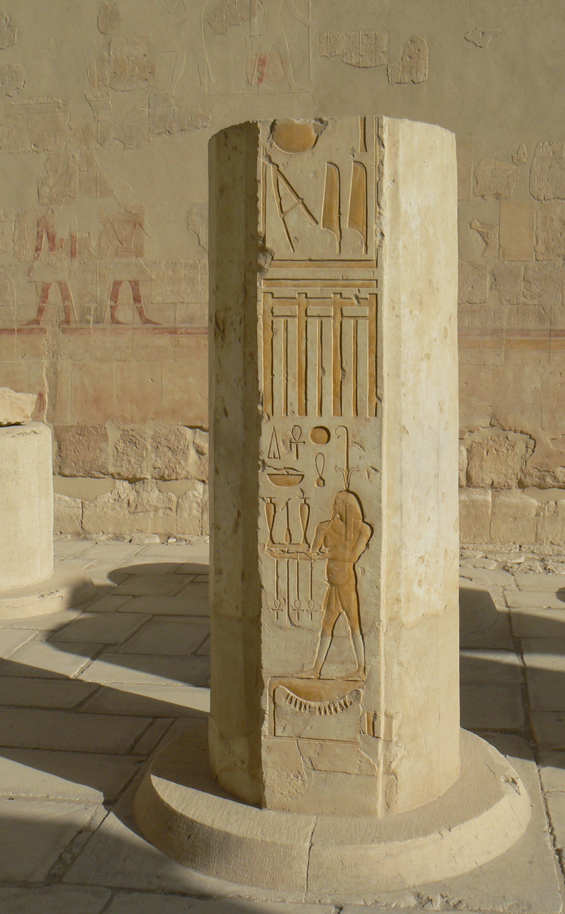 W świątyni Hatszepsut