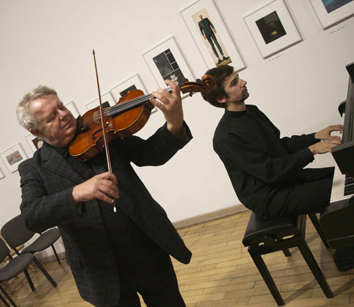 Leszek Brodowski i Krzysztof Stanienda po koncercie, fot. Renata Piżanowska